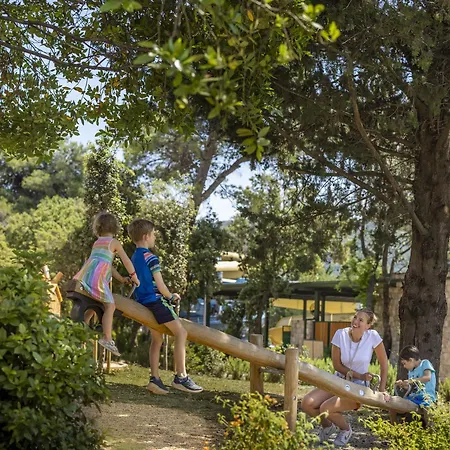 מלון Pical Resort, Valamar Collection פורץ